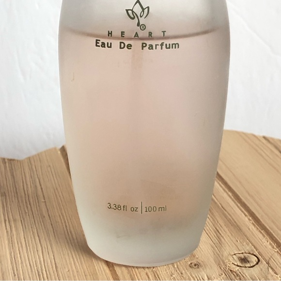 Garden Botanika Heart Eau de Parum 3.3 / 100 ml perfume - Picture 3 of 8